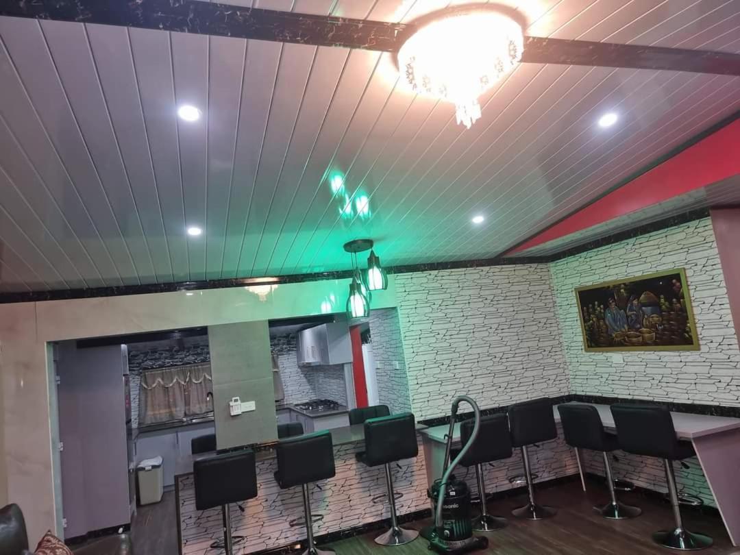 Al - Minhaj Service Apartments Нанди Экстерьер фото