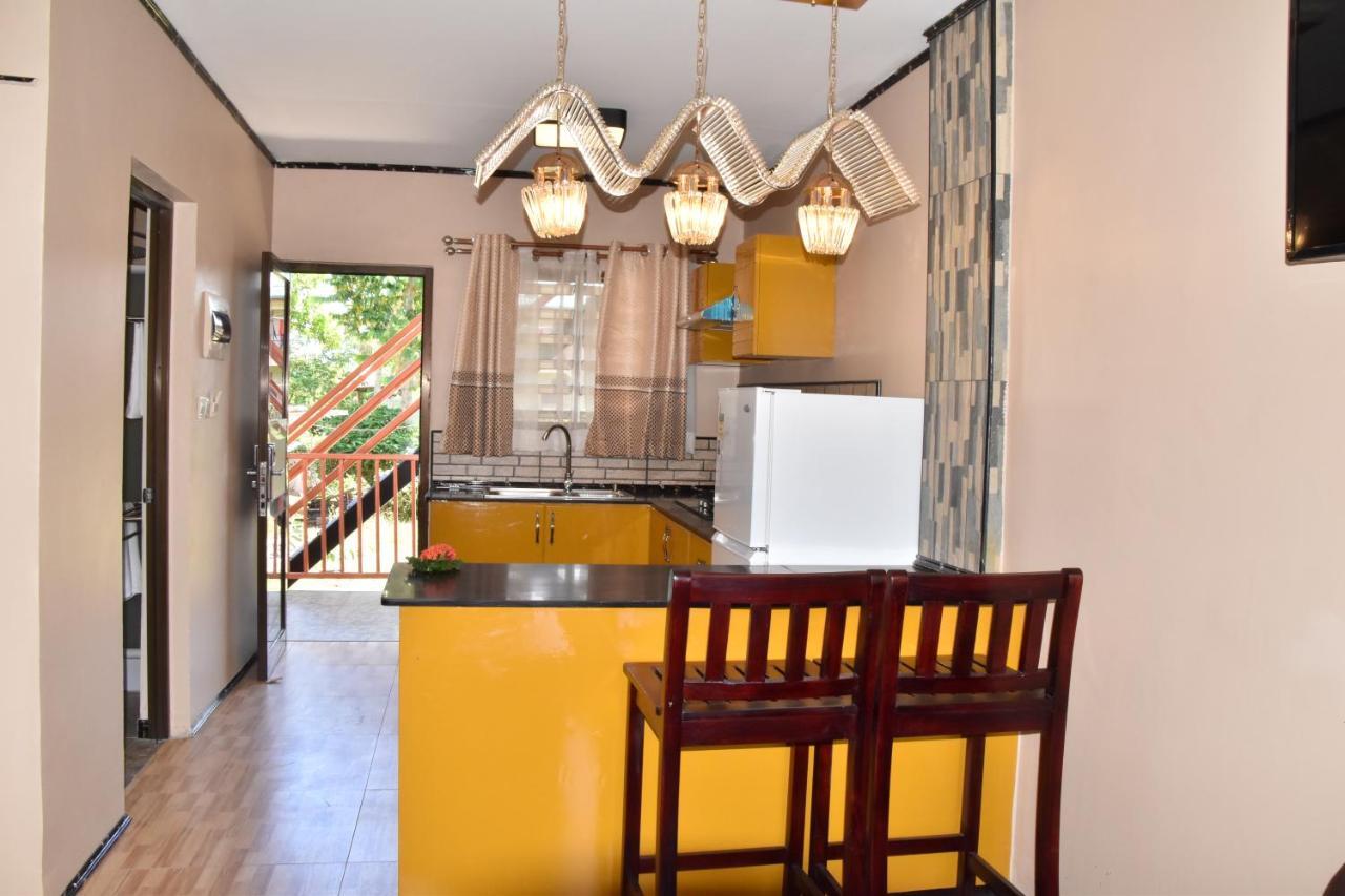 Al - Minhaj Service Apartments Нанди Экстерьер фото